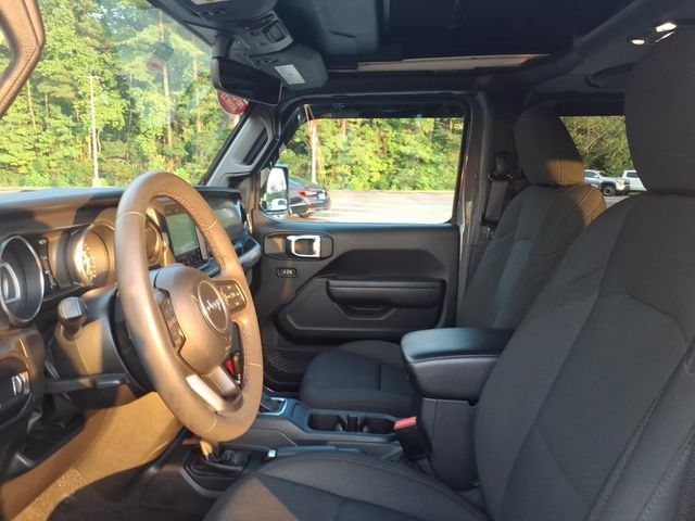 Used 2023 Jeep Wrangler Unlimited Sport w/ Sun And Sound Package AWD/4WD image 5