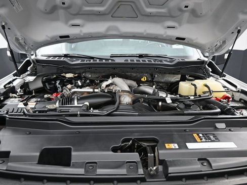 Used 2024 Ford F350 XLT image 31