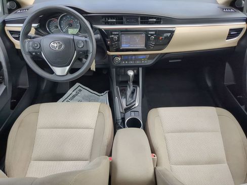 Used 2016 Toyota Corolla LE image 12