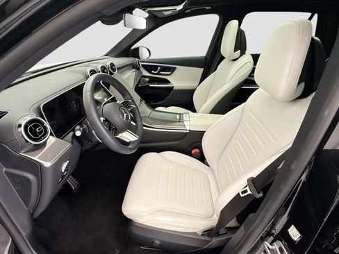 Certified 2024 Mercedes-Benz GLC 300 image 18