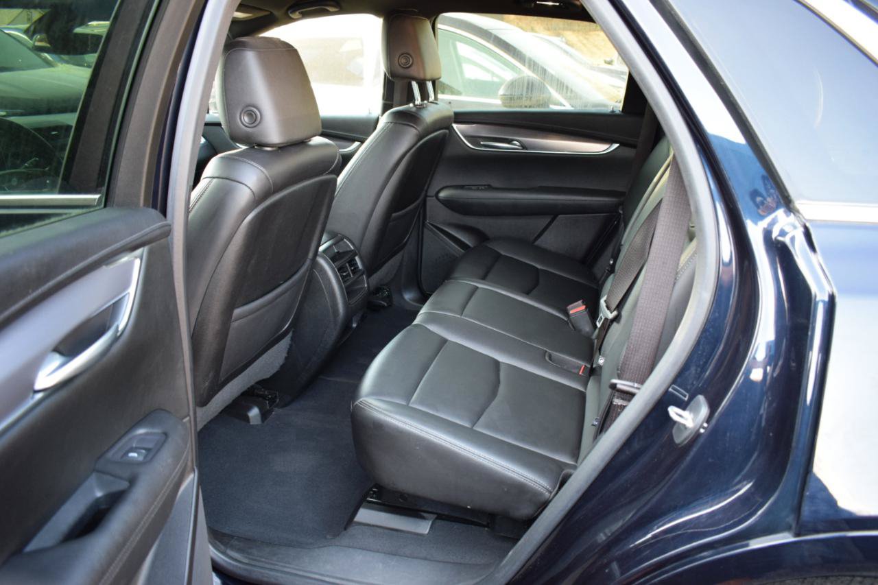 Used 2021 Cadillac XT5 Luxury AWD/4WD image 36