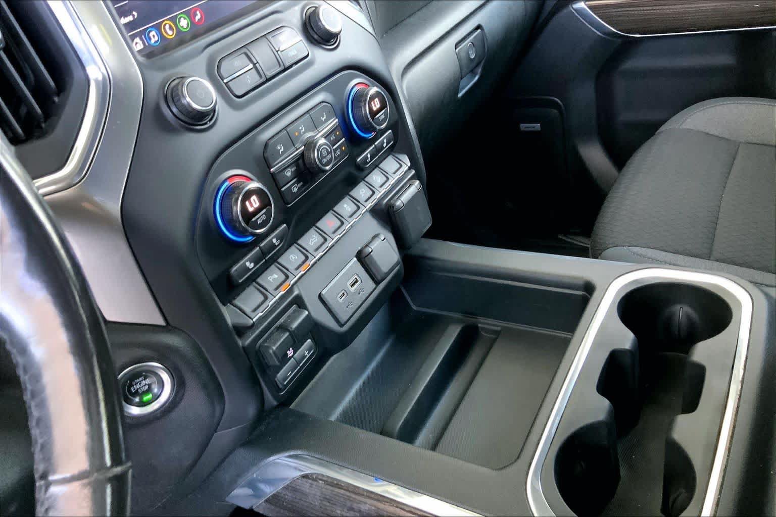 Used 2020 Chevrolet Silverado 1500 RST AWD/4WD image 16
