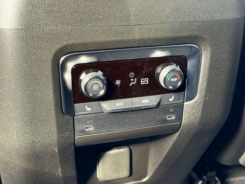 Used 2026 Chevrolet Tahoe LT w/ Comfort Package image 22