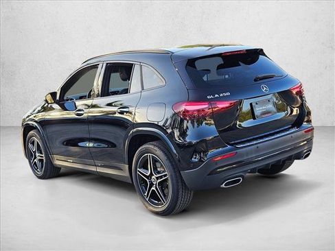 Certified 2025 Mercedes-Benz GLA 250 image 8