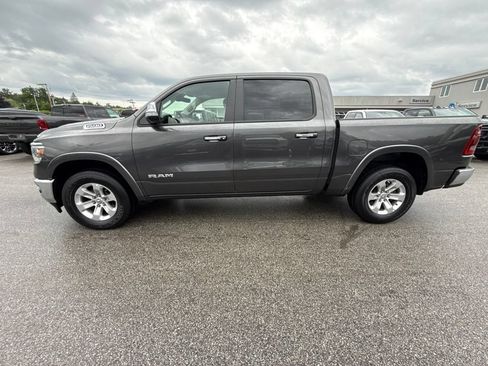 Used 2022 RAM 1500 Laramie AWD/4WD image 2