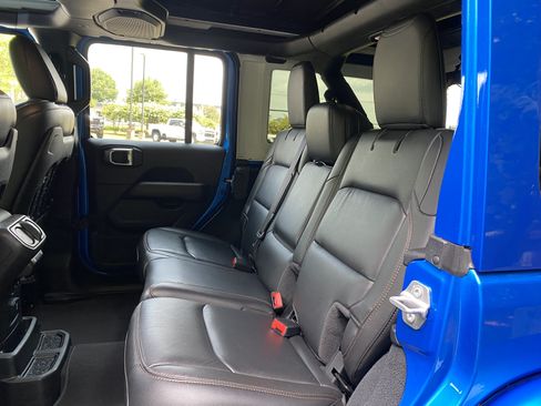 Used 2023 Jeep Wrangler Unlimited Rubicon 392 w/ Trailer Tow Package AWD/4WD image 36