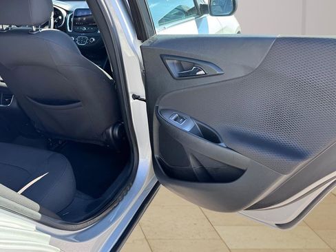 Used 2020 Chevrolet Malibu LT FWD image 28