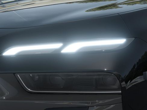 New 2026 BMW 740i RWD image 6