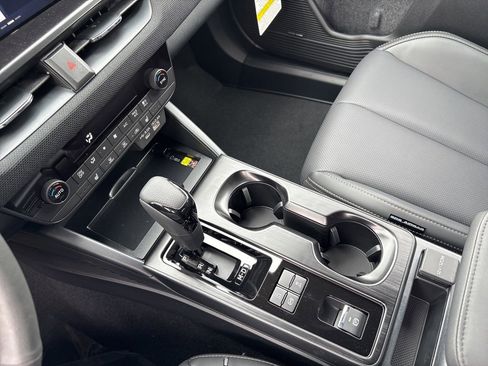 New 2026 Subaru Outback Limited image 18