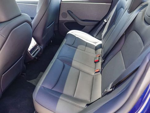 Used 2025 Tesla Model 3 Long Range RWD image 16