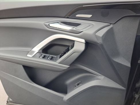 New 2025 Audi Q5 Premium Plus AWD/4WD image 18