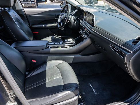 Used 2021 Hyundai Sonata Limited image 18