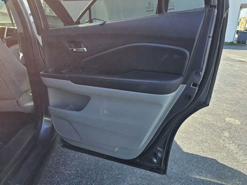 Used 2017 Honda Pilot Elite image 18
