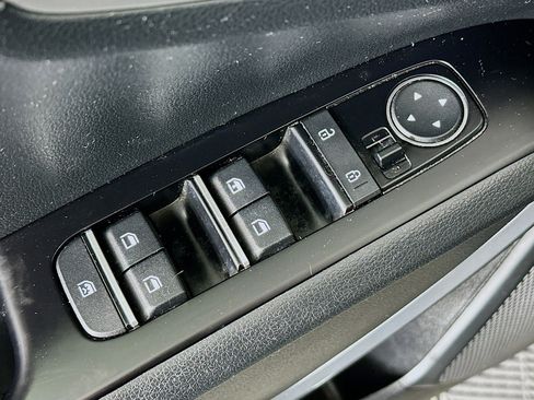 Used 2022 Kia Soul LX w/ Technology Package image 15