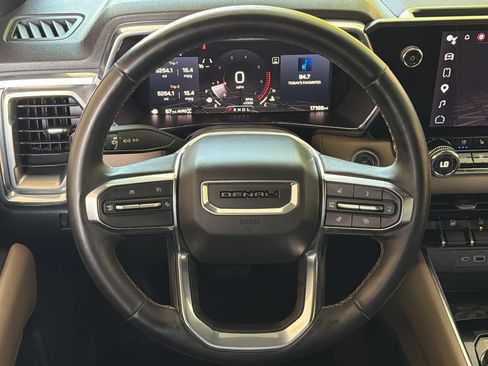 Used 2023 GMC Canyon Denali AWD/4WD image 4