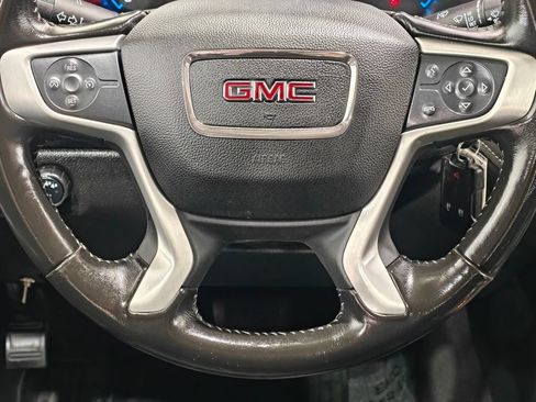 Used 2019 GMC Canyon SLE AWD/4WD image 5