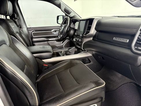 Used 2022 RAM 1500 Laramie w/ Sport Appearance Package AWD/4WD image 14