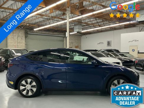Used 2022 Tesla Model Y Long Range image 4
