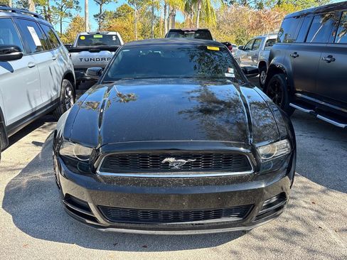Used 2014 Ford Mustang Premium image 2