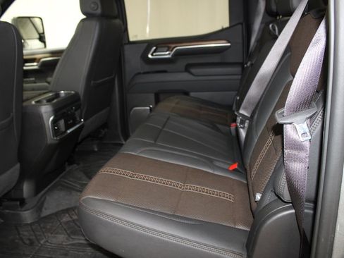 Used 2024 Chevrolet Silverado 1500 High Country w/ High Country Premium Package image 24