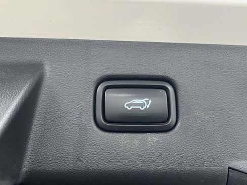 Used 2022 Hyundai Tucson Limited w/ Cargo Package image 23