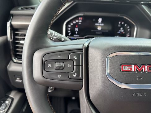 Used 2025 GMC Sierra 3500 AT4 AWD/4WD image 22