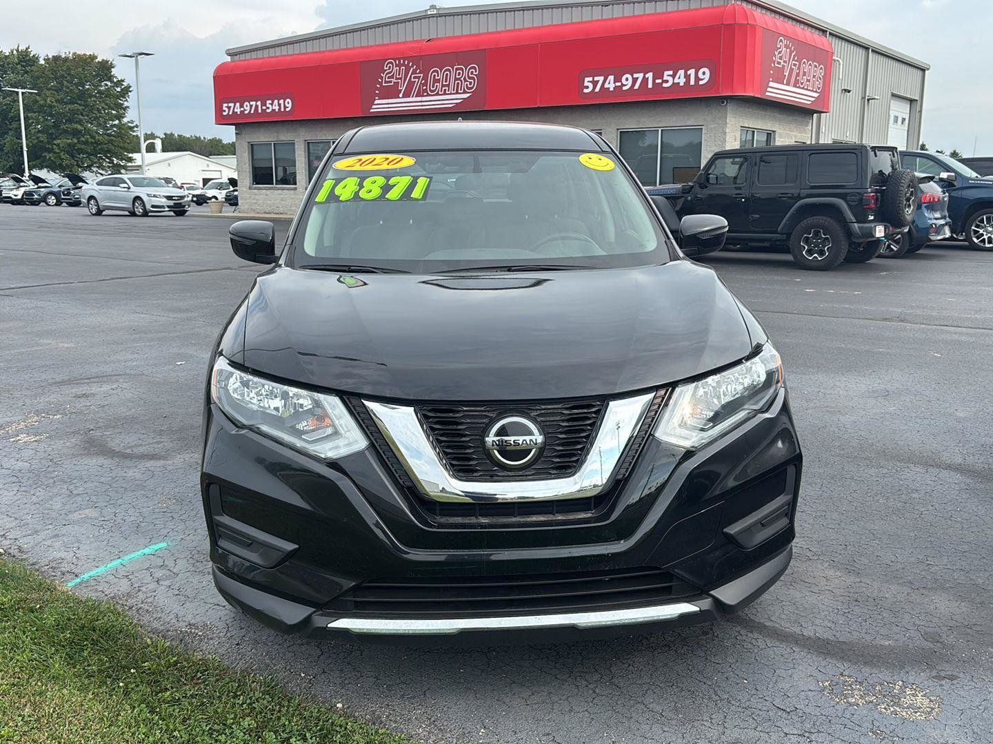 Used 2020 Nissan Rogue S FWD image 13