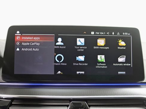 Used 2022 BMW M550i xDrive image 28