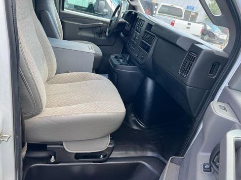 Used 2021 Chevrolet Express 2500 w/ Driver Convenience Package RWD image 10