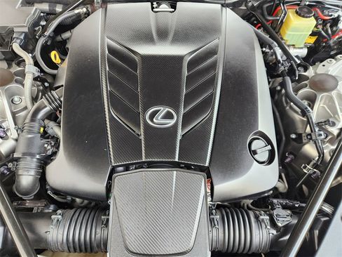 Used 2018 Lexus LC 500 Coupe image 32