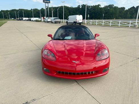 Used 2006 Chevrolet Corvette Convertible RWD image 9