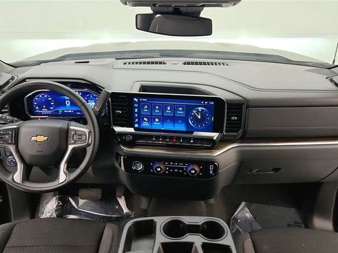 Used 2023 Chevrolet Silverado 1500 LT AWD/4WD image 35
