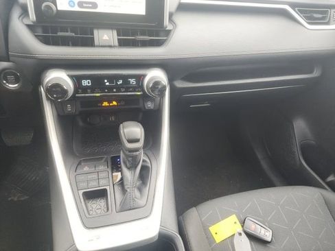 Used 2024 Toyota RAV4 XLE image 25