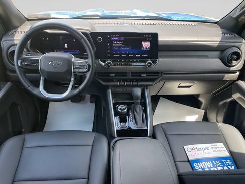 Used 2026 Chevrolet Colorado Trail Boss AWD/4WD image 19