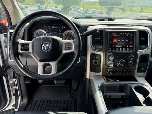 Used 2017 RAM 3500 Laramie AWD/4WD image 15