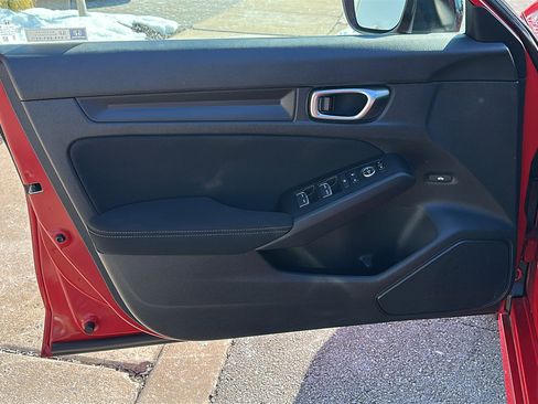 Used 2023 Honda Civic Sport image 13