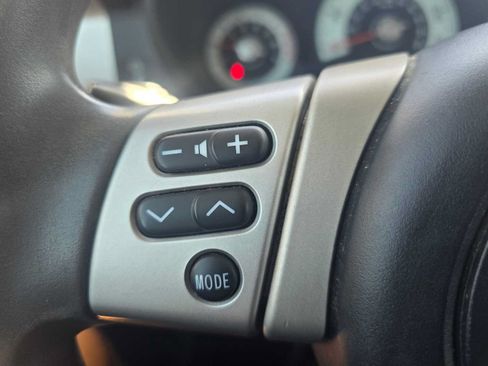 Used 2014 Toyota FJ Cruiser 4WD w/ Convenience Package image 28