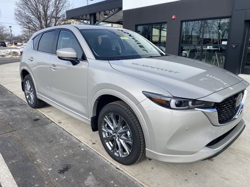 New 2025 MAZDA CX-5 AWD 2.5 S w/ Premium Plus Pkg image 1