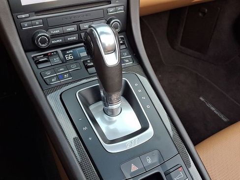 Certified 2018 Porsche 911 Turbo AWD/4WD image 19