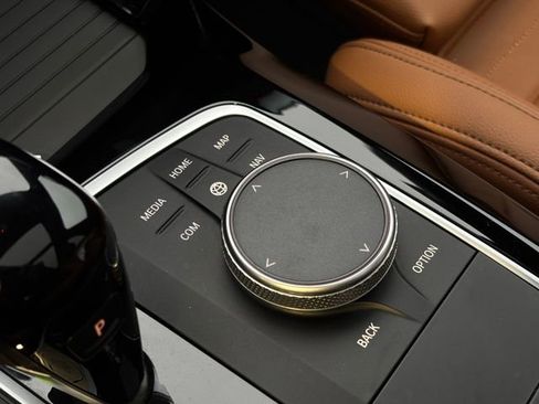 Used 2024 BMW X3 xDrive30i w/ Convenience Package image 39