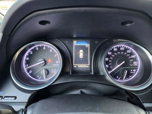 Used 2019 Toyota Camry LE image 31