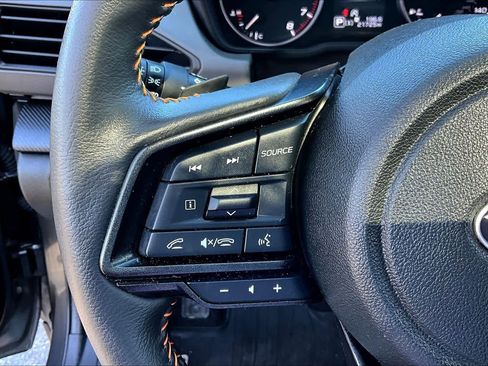 Used 2024 Subaru Crosstrek 2.5i Limited AWD/4WD image 23