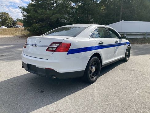 Used 2013 Ford Taurus Police Interceptor AWD image 4