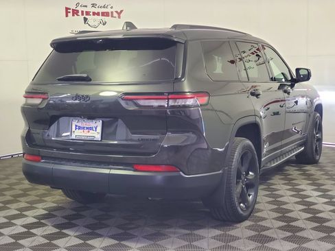 Used 2024 Jeep Grand Cherokee L Limited w/ Luxury Tech Group II AWD/4WD image 3
