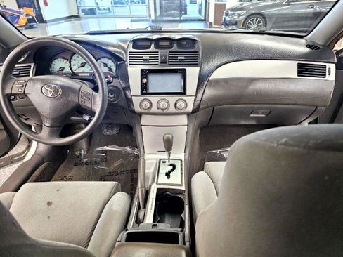 Used 2004 Toyota Solara SE image 9