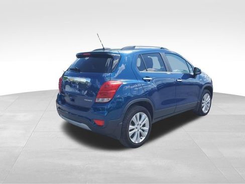 Used 2019 Chevrolet Trax Premier w/ LPO, Protection Package AWD/4WD image 4