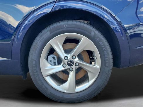 Used 2026 Genesis GV70 2.5T Advanced AWD/4WD image 29