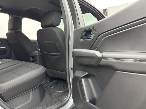 New 2026 GMC Canyon Elevation w/ Convenience Package RWD image 31