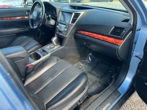 Used 2012 Subaru Outback 2.5i Limited AWD/4WD image 16