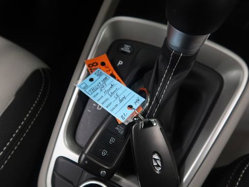 Used 2023 Hyundai Venue SEL w/ Cargo Package FWD image 25